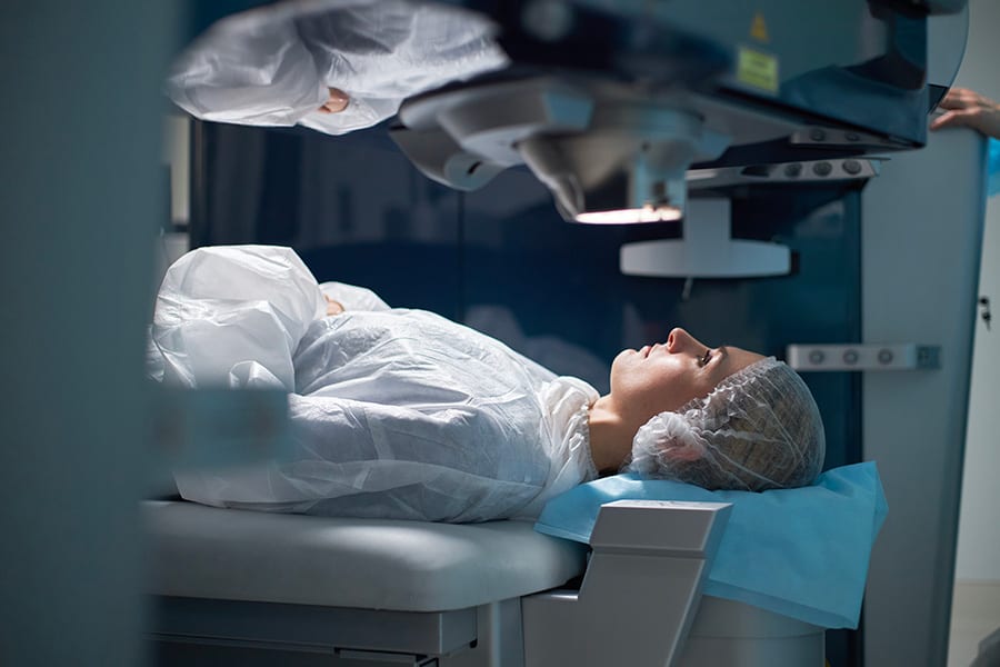 operation laser yeux anesthesie generale chirurgiens ophtalmologues paris centre ophtalmologique paris est