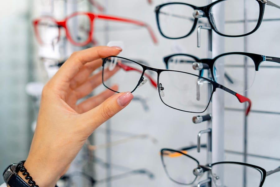 combien de lunettes par an securite sociale chirurgie refractive chirurgiens ophtalmologues specialistes retine vitre paris centre ophtalmologique paris est